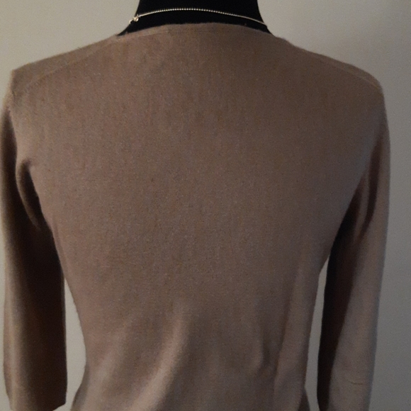Hugo Boss Silk & Cashmere V-neck Top - Picture 6 of 15